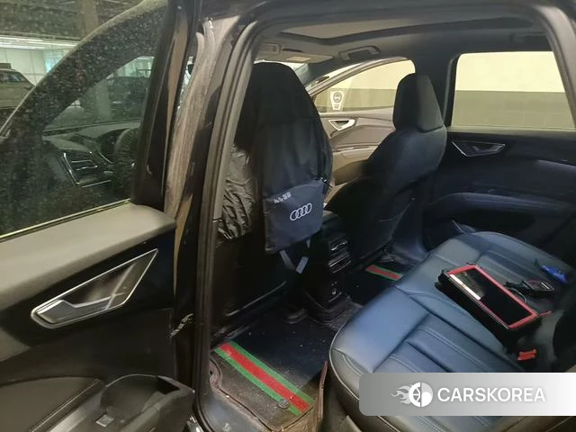 Audi Q4 e-tron 2023 Синий из Китая, фото 4