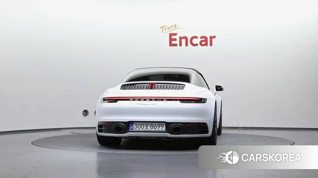 Porsche 911(992) id 4381809 из Кореи 14