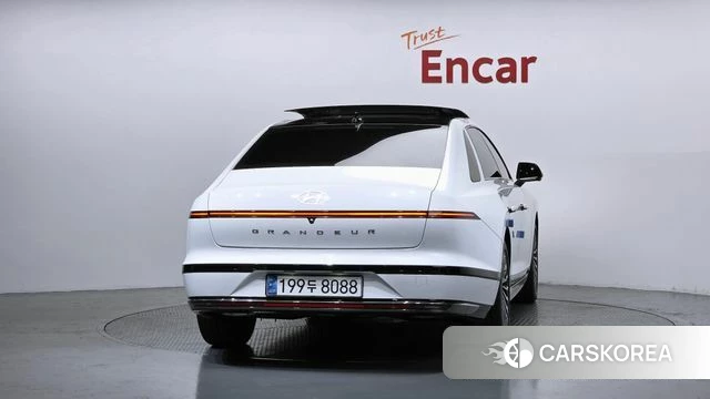Hyundai Grandeur (GN7) id 4488111 из Кореи 27