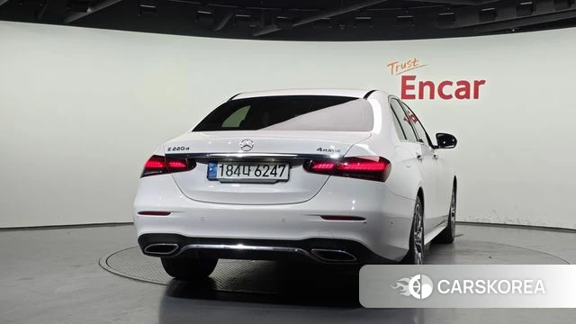 Mercedes-Benz E-Class W213 id 4619358 из Кореи 14