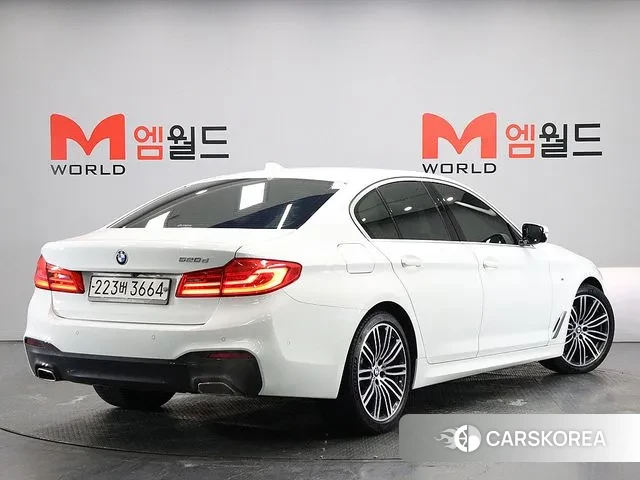 BMW 5 Series (G30) id 3646551 из Кореи 14