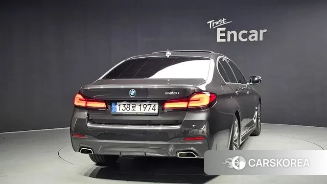 BMW 5 Series (G30) id 3016723 из Кореи 14