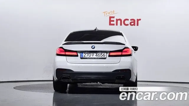 BMW 5 Series (G30) id 2954758 из Кореи 14