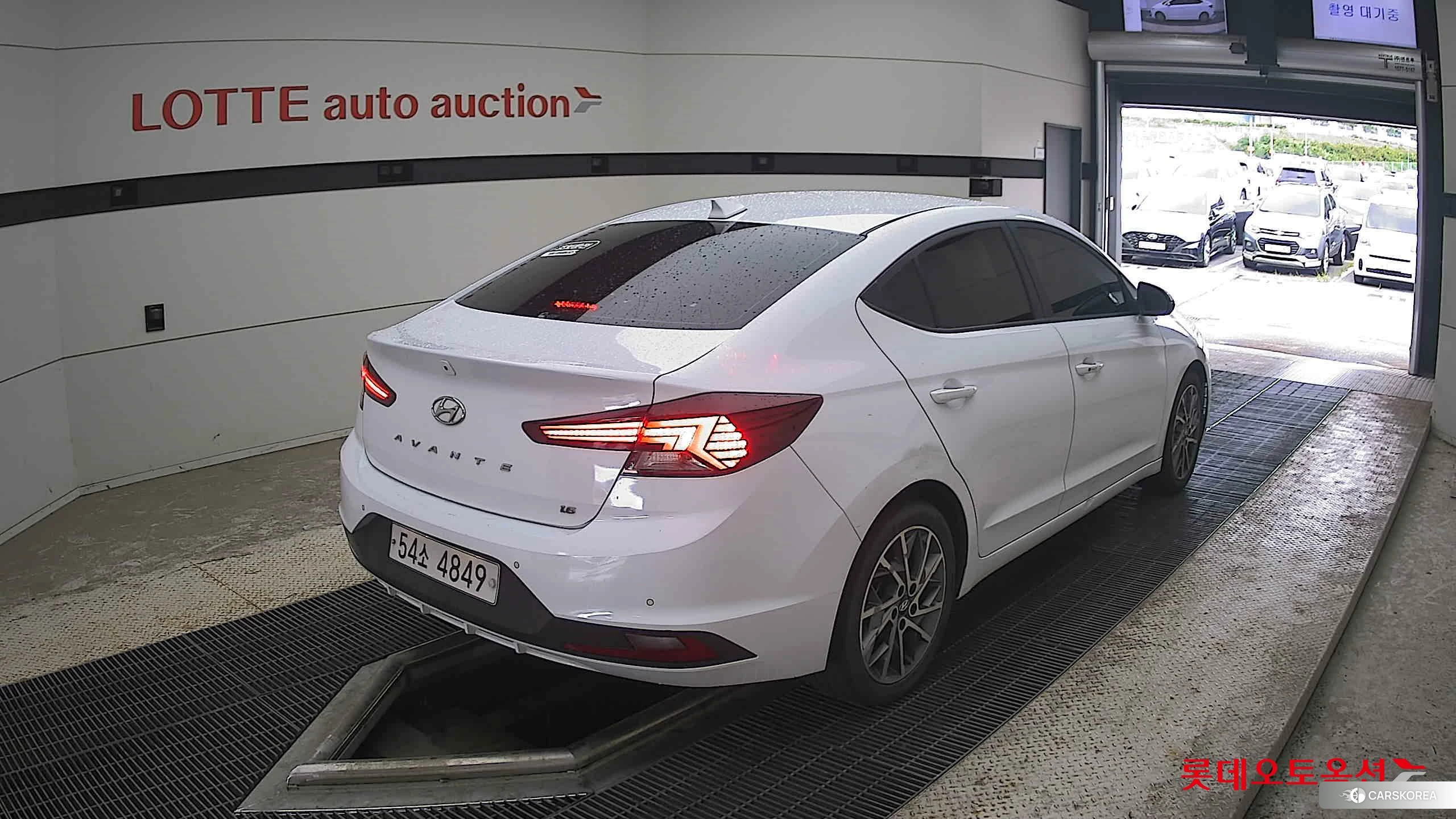 Hyundai Avante id 4498394 из Кореи 31