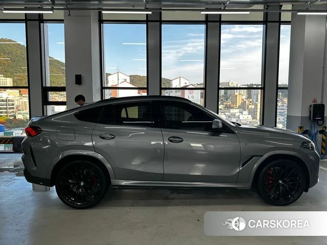 BMW X6 (G06) 2025 Серый из Кореи, фото 4