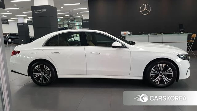 Mercedes-Benz E-Class W214 id 4739172 из Кореи 14