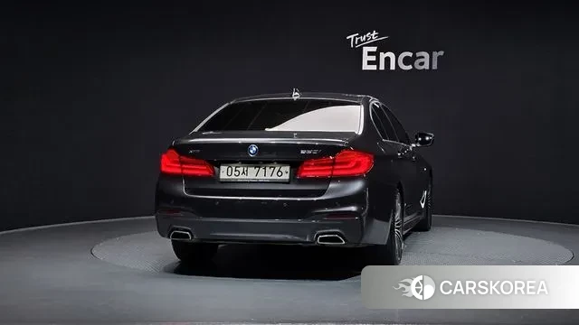 BMW 5 Series (G30) id 2981451 из Кореи 14