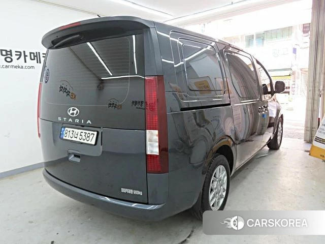 Hyundai Staria id 4361555 из Кореи 14