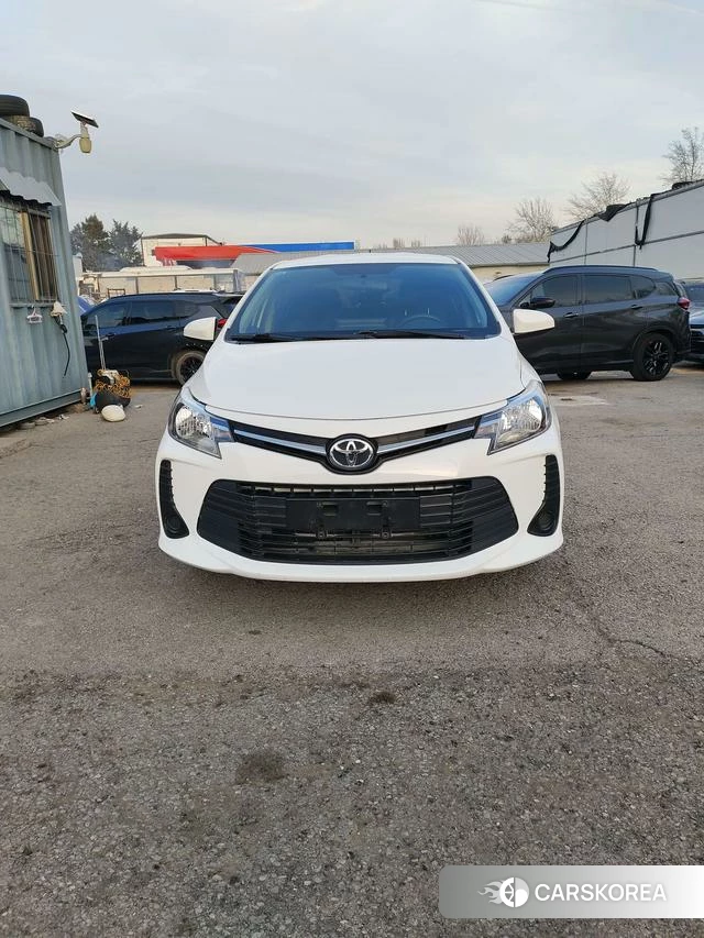 Toyota Vios 2023 Белый из Китая, фото 4