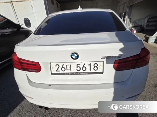 BMW 3 Series (F30) 2018 Белый из Кореи, фото 4