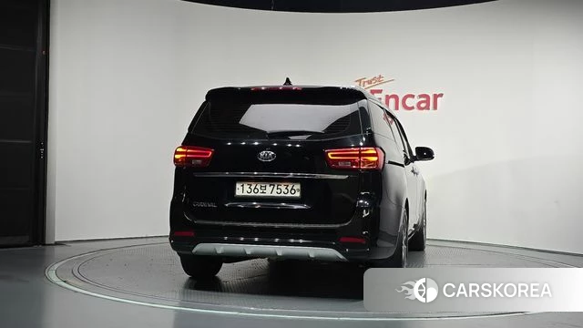 Kia The New Carnival id 4930559 из Кореи 24