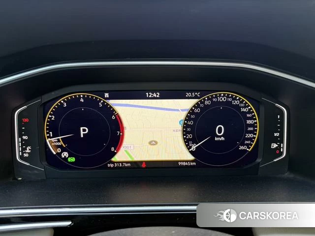 Volkswagen Tiguan L 2023 Белый из Китая, фото 4
