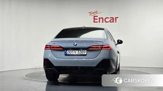 BMW 5 Series (G60) id 4516251 из Кореи 26