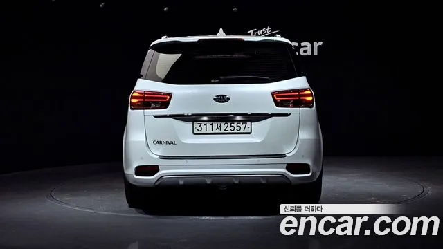 Kia The New Carnival id 2496627 из Кореи 14