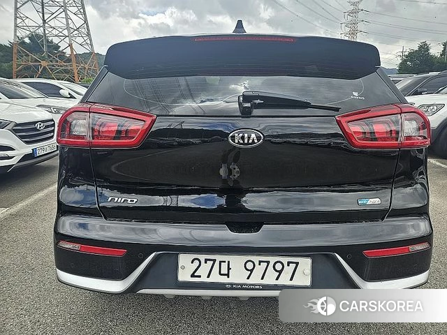 Kia Niro id 4605464 из Кореи 9