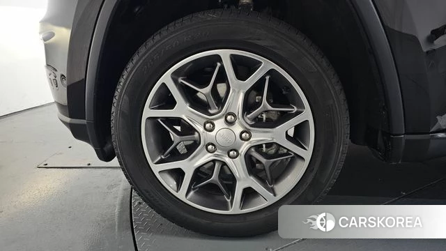 Jeep Grand Cherokee id 4284227 из Кореи 30