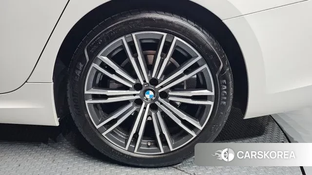 BMW 3 Series (G20) id 3582594 из Кореи 14