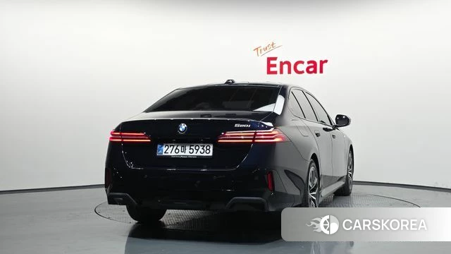 BMW 5 Series (G60) id 3933657 из Кореи 14