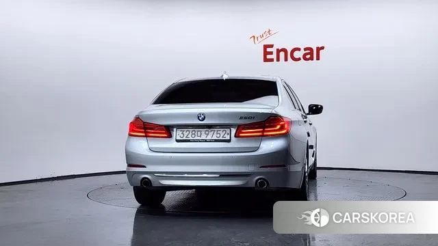 BMW 5 Series (G30) id 3391087 из Кореи 14