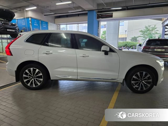 Volvo XC60 second Generation 2023 Белый из Кореи, фото 4