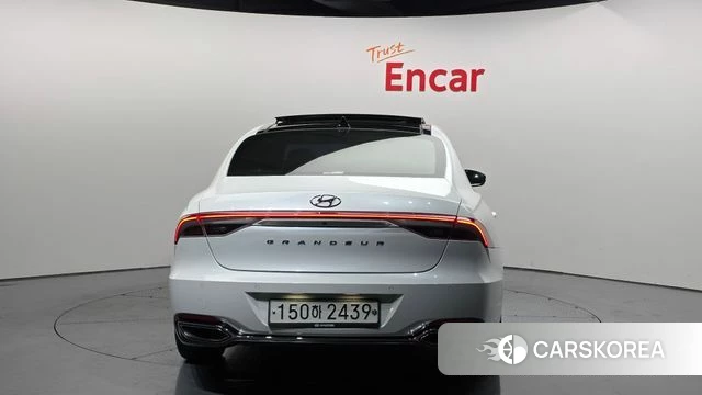 Hyundai The New Grandeur IG id 3873038 из Кореи 14