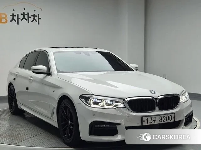 BMW 5 Series (G30) id 3391249 из Кореи 13