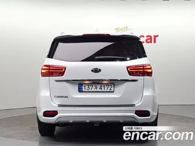 Kia The New Carnival id 2951628 из Кореи 14