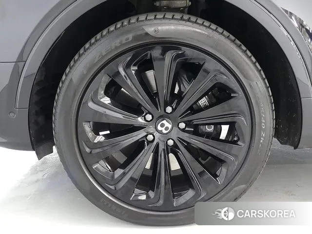 Bentley Bentayga id 3676183 из Кореи 14