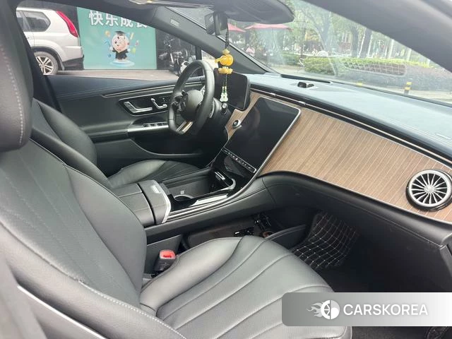Mercedes-Benz EQE id 4273982 из Китая 13
