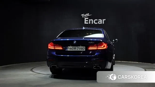 BMW 5 Series (G30) id 3661242 из Кореи 14