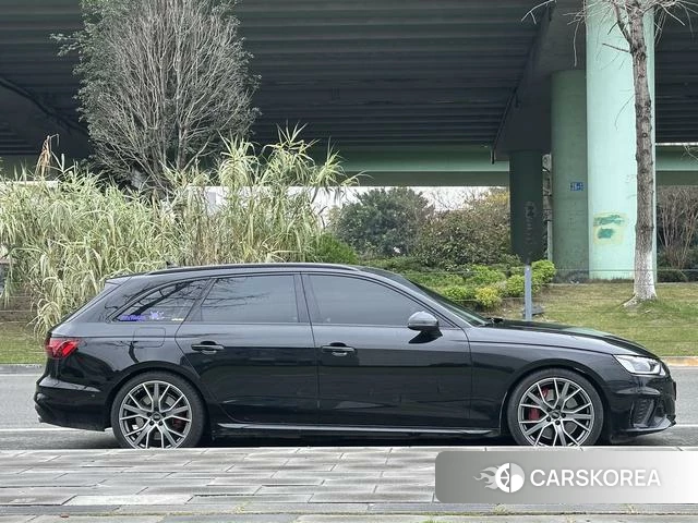 Audi S4 id 3968816 из Китая 11
