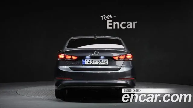 Hyundai Avante AD id 2466703 из Кореи 14