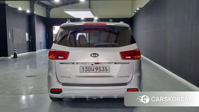 Kia The New Carnival id 2970902 из Кореи 14