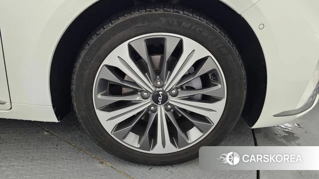 Kia K8 Hybrid id 4602621 из Кореи 29