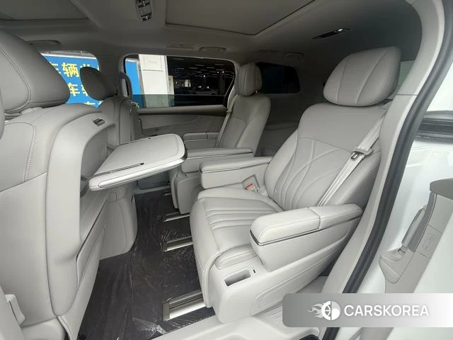 Roewe iMAX8 DMH id 4198799 из Китая 19