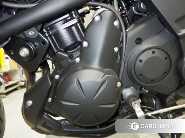 Engine photo