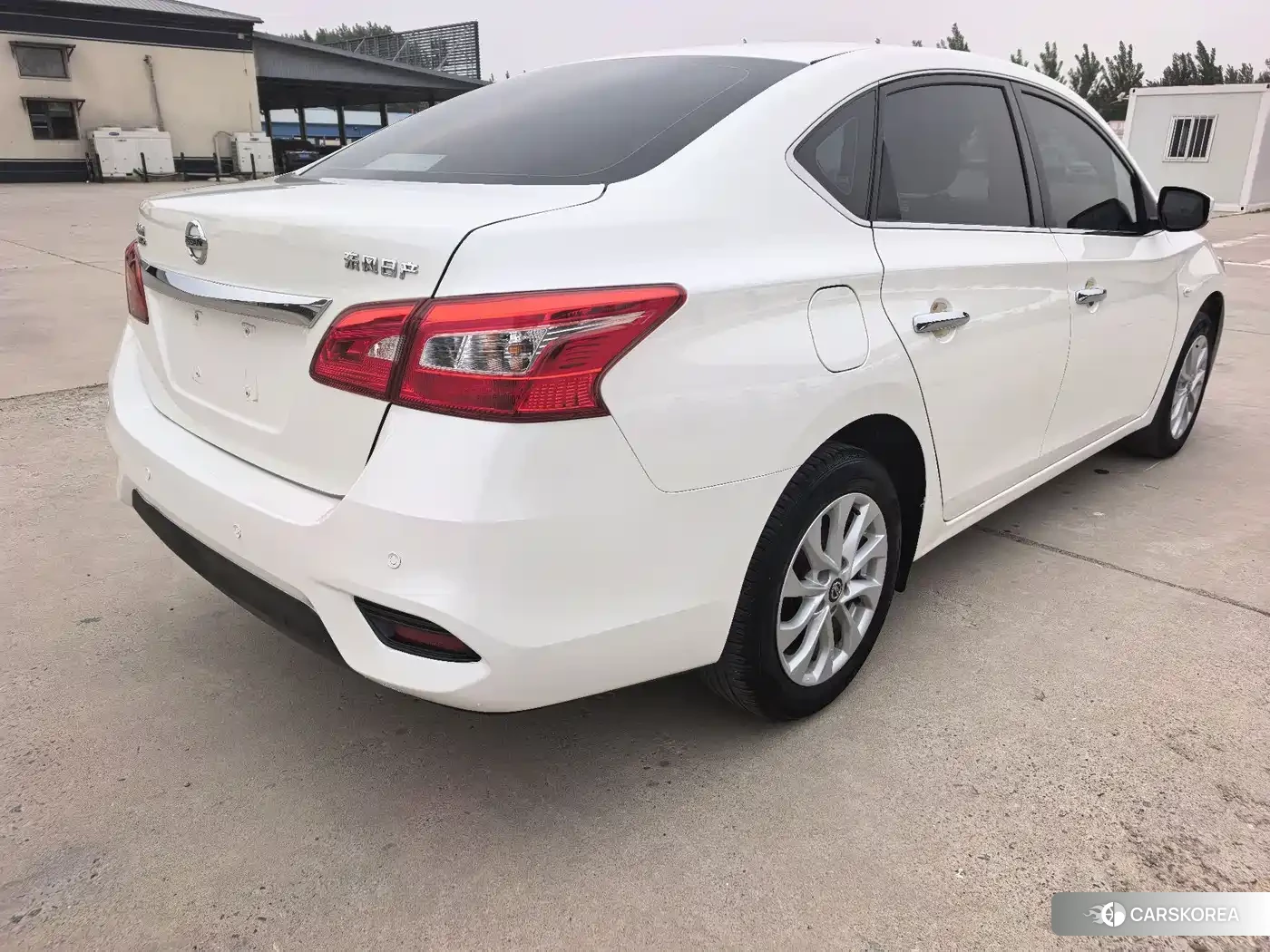 Nissan Sylphy 2021 Белый из Китая, фото 4