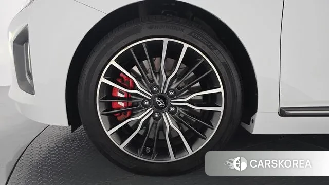 Hyundai The New Ionic Electric id 3055031 из Кореи 14