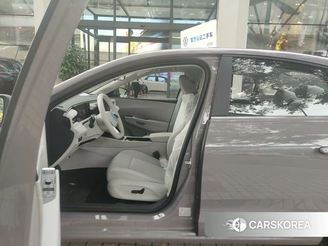 Volkswagen Lavida id 4273621 из Китая 7
