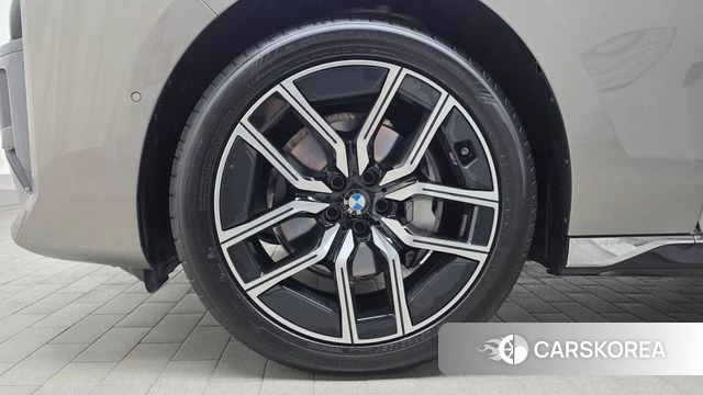 BMW 7 Series (G70) id 4756959 из Кореи 29