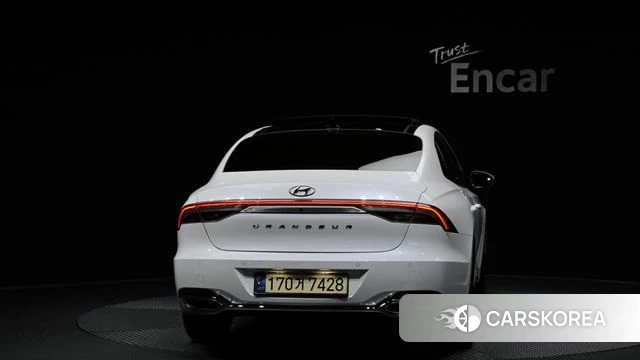 Hyundai The New Grandeur IG Hybrid id 4395913 из Кореи 26