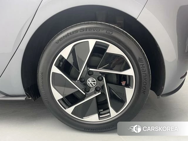 Volkswagen ID.3 2024 Темно-серый из Китая, фото 4