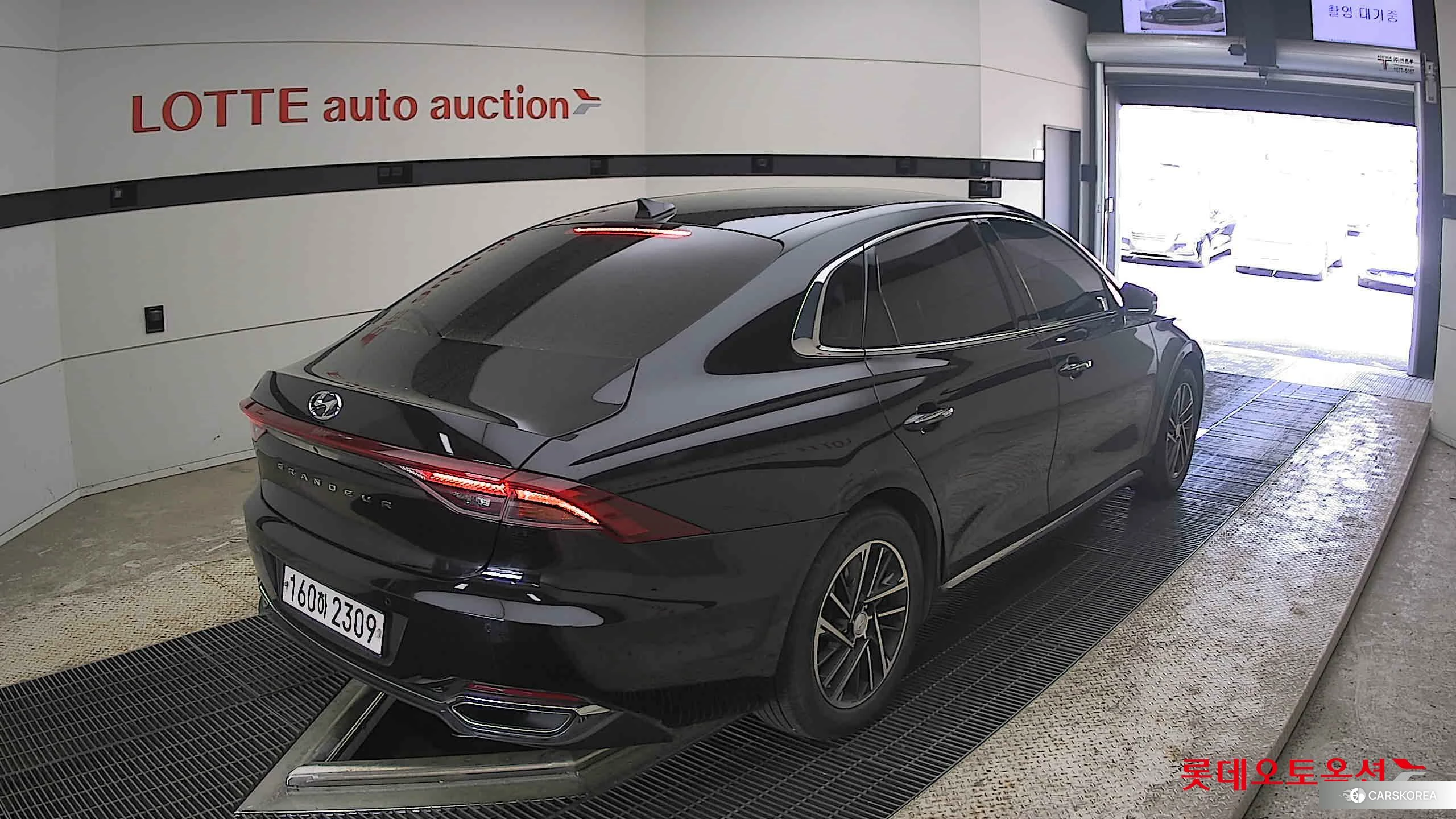 Hyundai Grandeur id 4289341 из Кореи 30