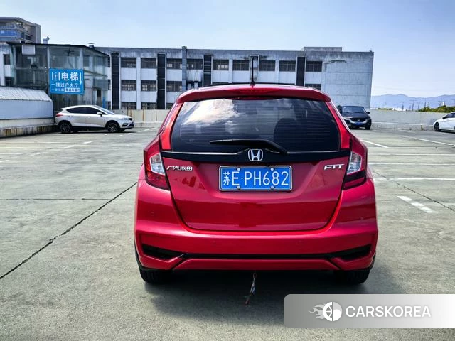 Honda Fit 2018 Красный из Китая, фото 5