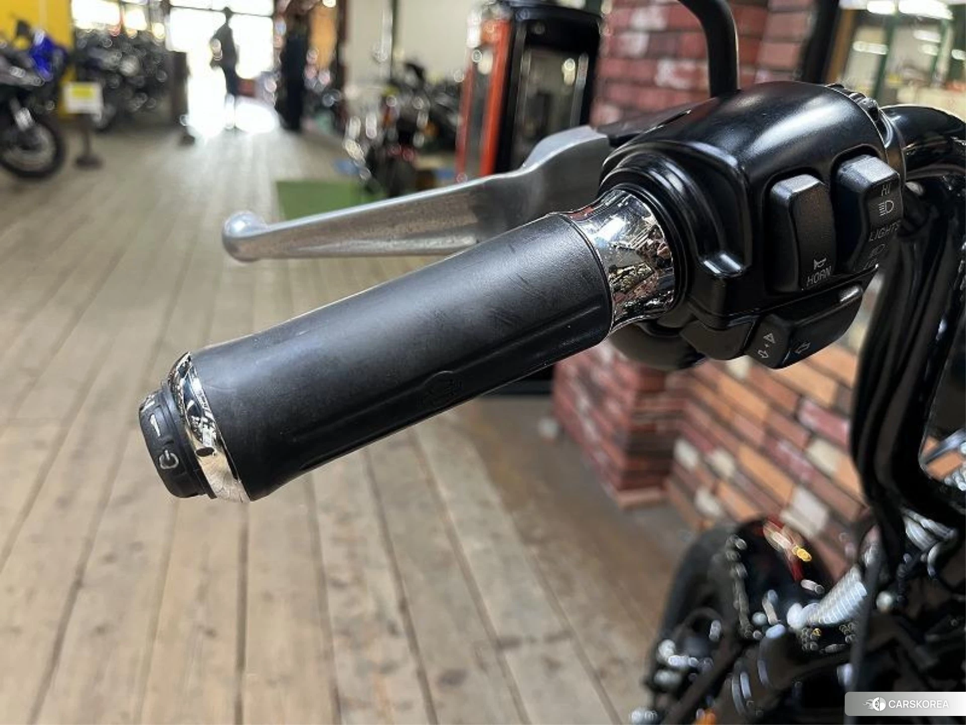 Harley-Davidson Softail Cross Bones FLSTSB1580 id 3946545 из Японии 9