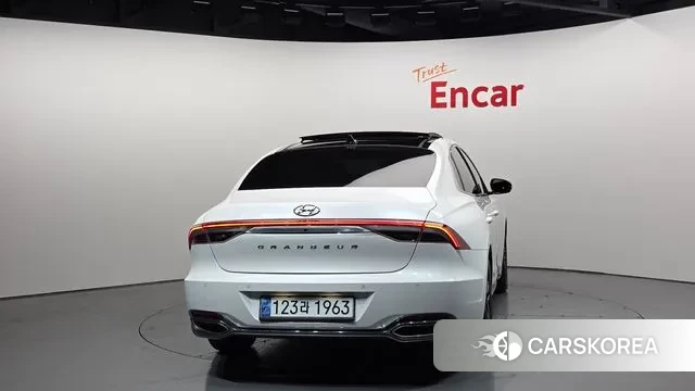 Hyundai The New Grandeur IG id 3454136 из Кореи 14