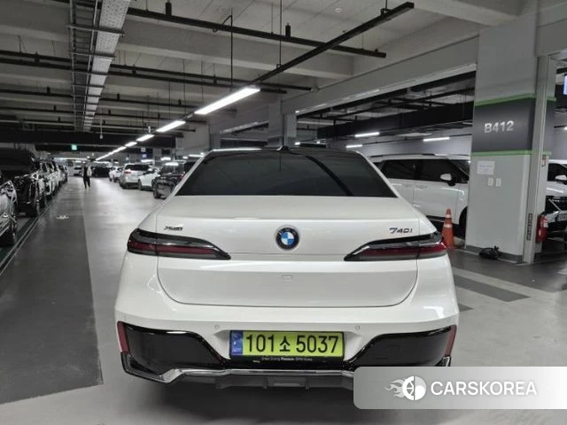 BMW 7 Series (G70) 2024 Белый из Кореи, фото 4