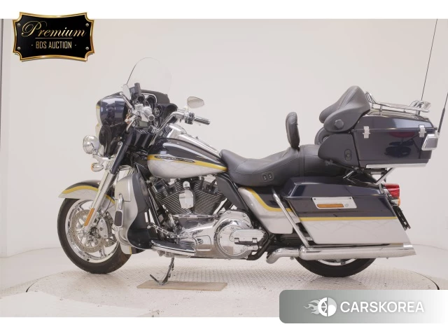 Harley-Davidson Electra Glide FLHTCUSE1800 CVO 2012 из Японии