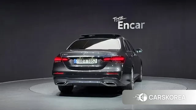Mercedes-Benz E-Class W213 id 3385149 из Кореи 14