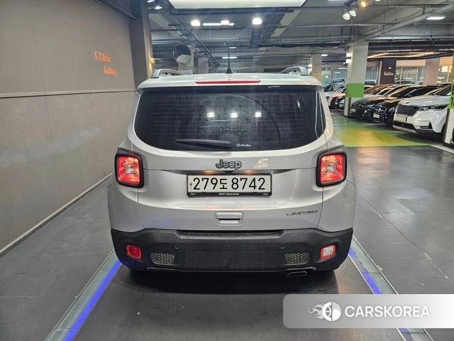 Jeep Renegade id 3801115 из Кореи 14